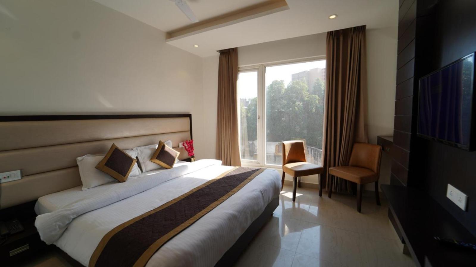 Hotel Avi Inn Amritsar Exterior foto